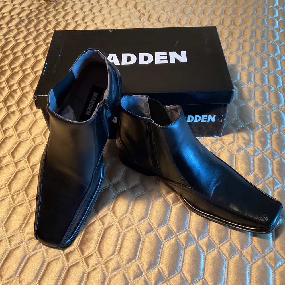 NWT Steve Madden black zippered dress boots size 10.5. New in original box.